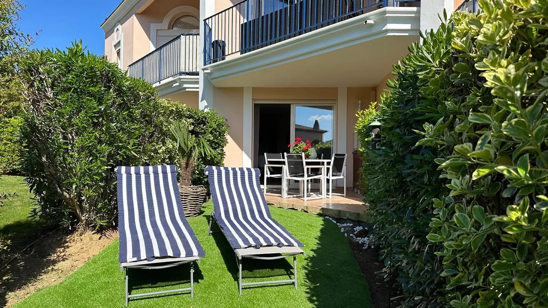 Daire Appartement A02 Les Pins Bleus Sainte-Maxime